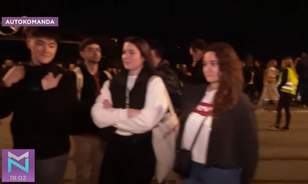 Blokada Autokamande i dalje na snazi, ekipa RTS-a napadnuta sinoć uoči Dnevnika