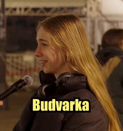 Urnebesno: Kako se zove žena iz Budve? (VIDEO)