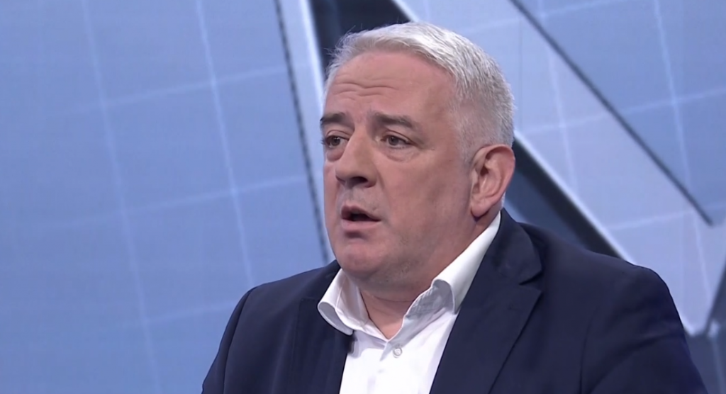 Vlada i većina najzad da pokažu da smo vlast, a ne da se povijamo pred ucjenama bivšeg režima