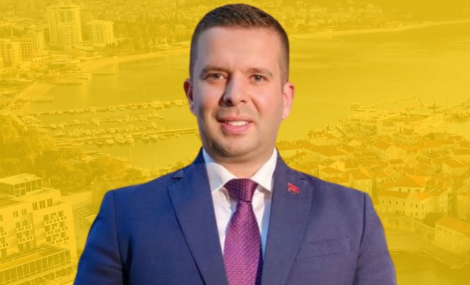 Perović: Spajić da smijeni Mikijelja, ukoliko želi da zadrži gram kredibiliteta