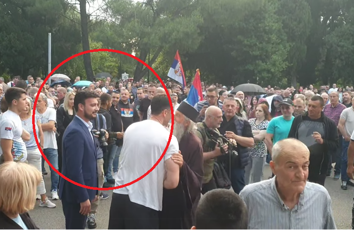 Šta bi sa principijelnošću DPS-a: Formiraju vlast sa čovjekom koji je protestovao protiv Rezolucije o Srebrenici a na sva zvona ranije vikali kako su na vlasti „negatori genocida“!