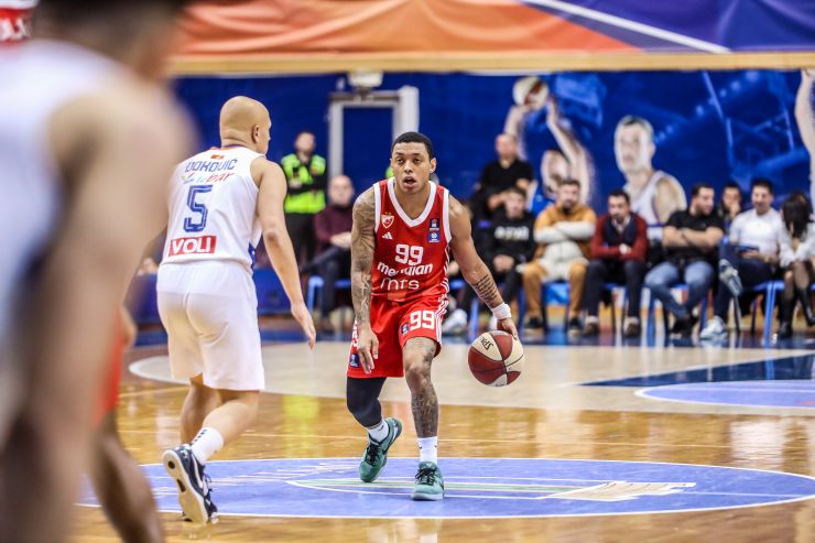 U „Topolici“ ništa novo: Zvezda se prošetala Barom