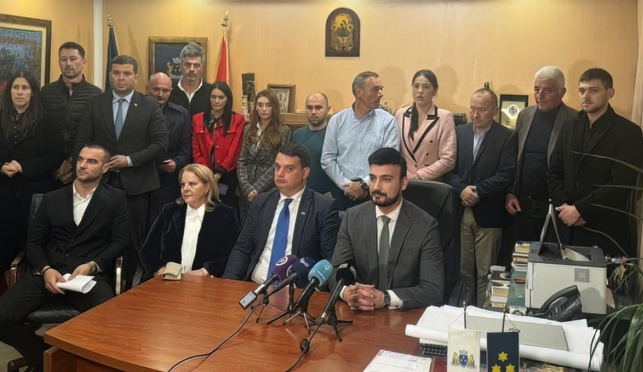 Jovanović pominje čak i krvoproliće: Situacija u Budvi je vanredna! Milatović, Spajić i Mandić hitno da se sastanu i proglase vanredno stanje