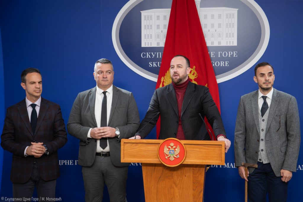 Kako jednostrani potezi DPS-a i ekipe konstantno blokiraju državu: Ključni politički problem crnogorskog društva je nedostatak dijaloga – ali jer opozicija neće da priča sa većinom!