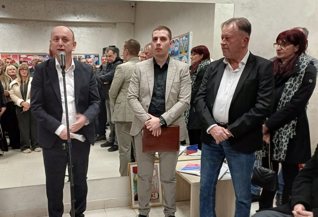 U KIC-u „Zeta“ održana izložba karikatura Zorana B. Lekovića