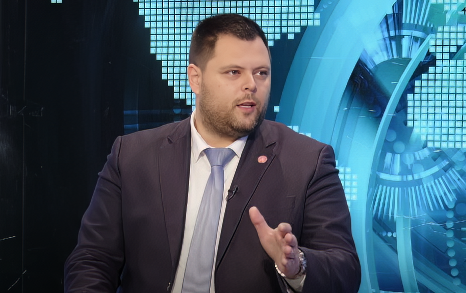 Marko Kovačević-topaz-denoise-faceai