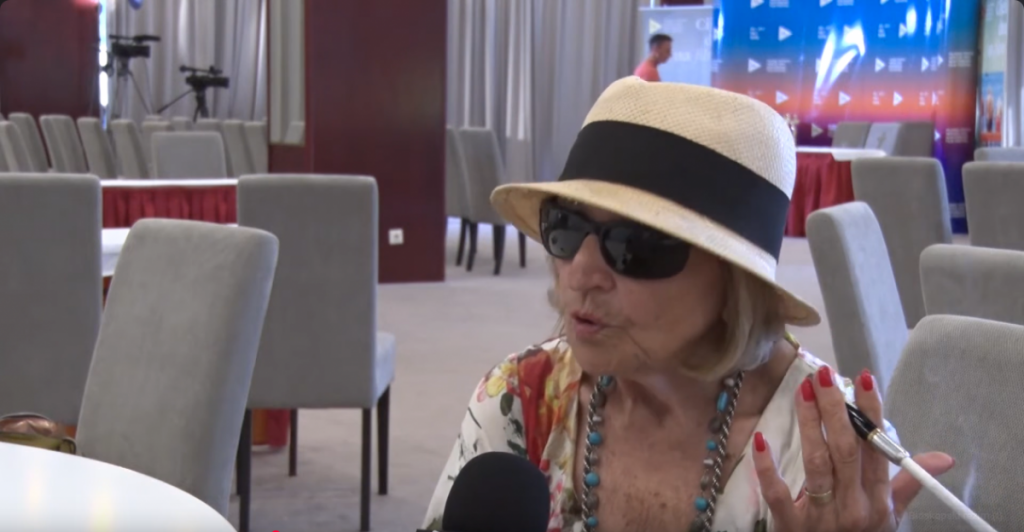 Mira Banjac napunila 96 godina: Novosađani priredili iznenađenje slavnoj glumici