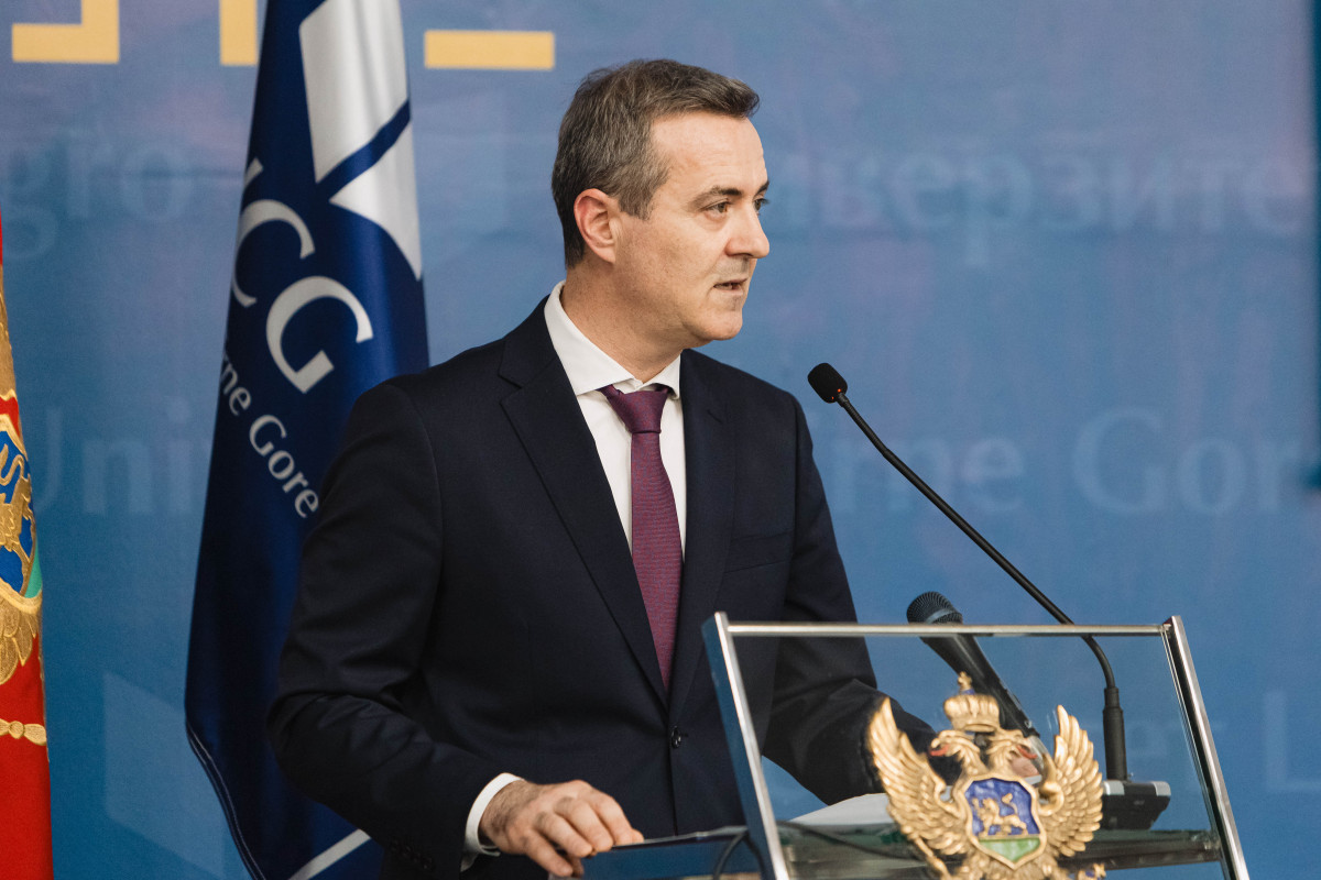 REKTOR UCG, V. BOŽOVIĆ