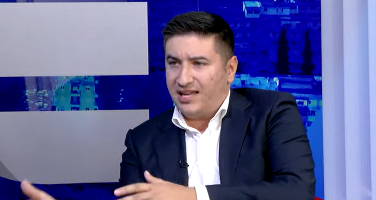 Dajković: Mandić dislocirao predstavnike Evropskog saveza iz udobnih fotelja