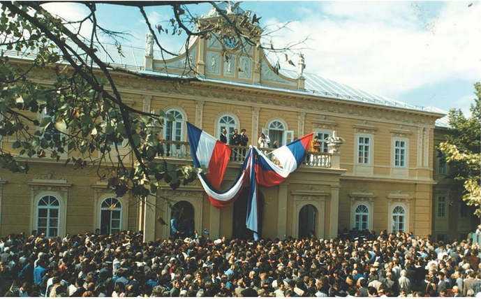 Karađorđevići su napravili grešku što se nisu svi zajedno vratili povodom sahrane kralja Nikole