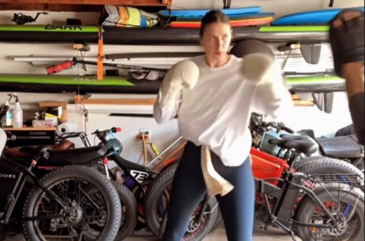 Šarapova se vraća sportu, ali ne i tenisu