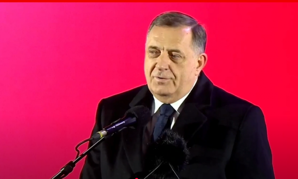 Dodik: Republika Srpska i Srbija okupljaju srpski narod; Vučić zaslužuje pažnju, treba ga gledati i slušati, jer je preporodio Srbiju
