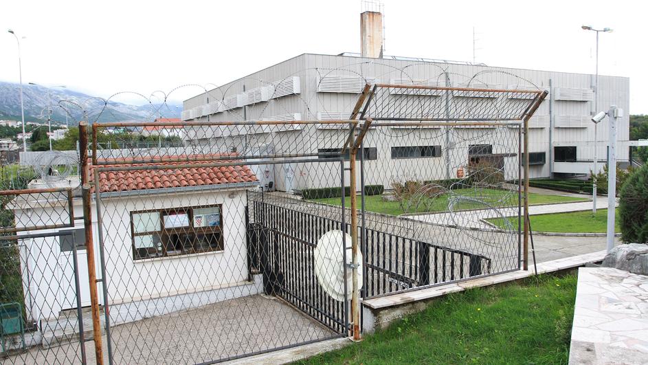 Istine i laži o logoru za zarobljenike „Lora” u Splitu