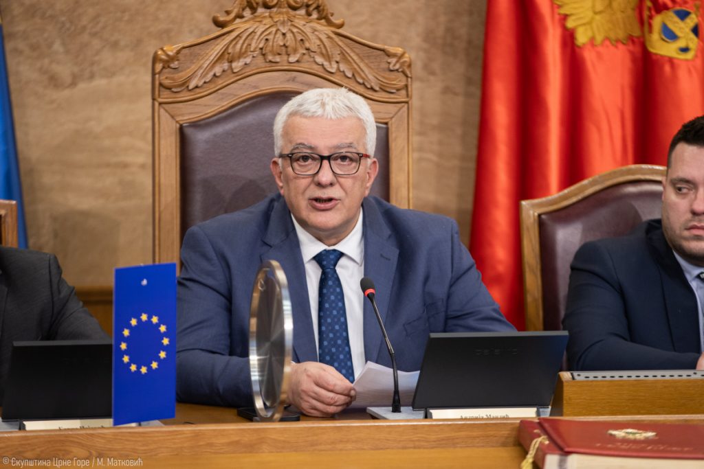 Glasanje o nepovjerenju Andriji Mandiću još jedan loš dan za opoziciju, a odlična stvar za evropski put Crne Gore