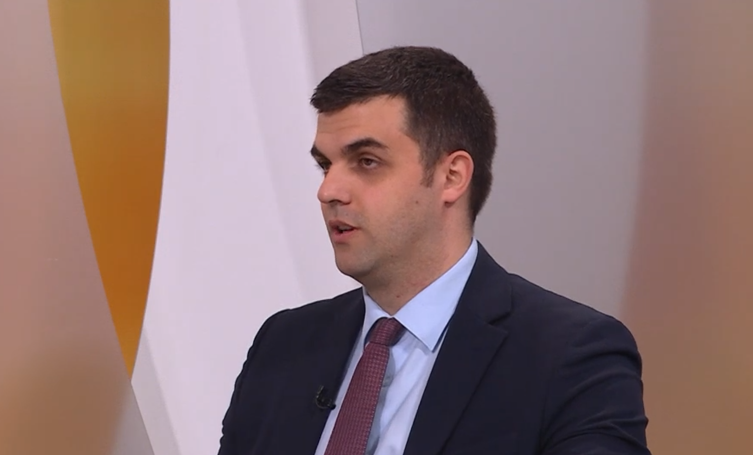 Božović: Trobojka nije sporna – pod njom su se borili i partizani, a prostor za dogovor postoji
