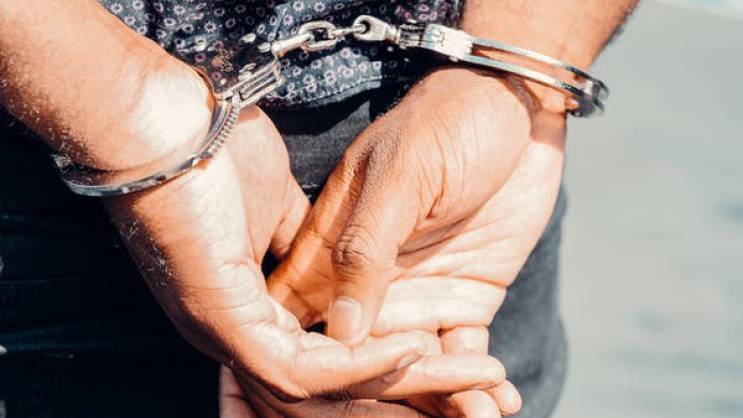 U Zvečanu uhapšen muškarac zbog navodnog napada na Kfor i policiju