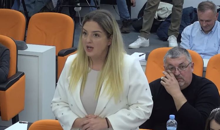 Todorović: Jovanović je trojanski konj DPS-a; Jovanović: URA i DNP hoće da naprave cirkus po instrukcijama NSD-a