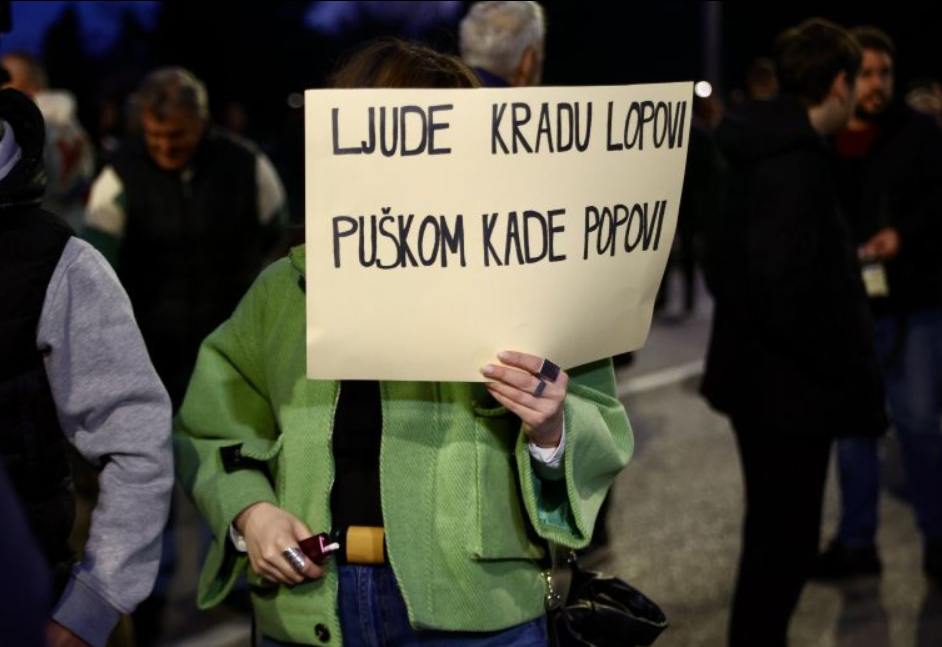 Ista sudbina Kamosjutraša i srpskih blokadera: Želja za destabilizacijom pala u vodu, tragedije se ne koriste za političku korist!