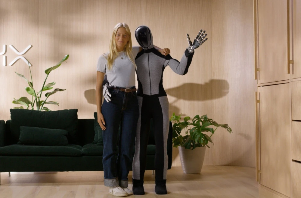 Prva trka ljudi i robota