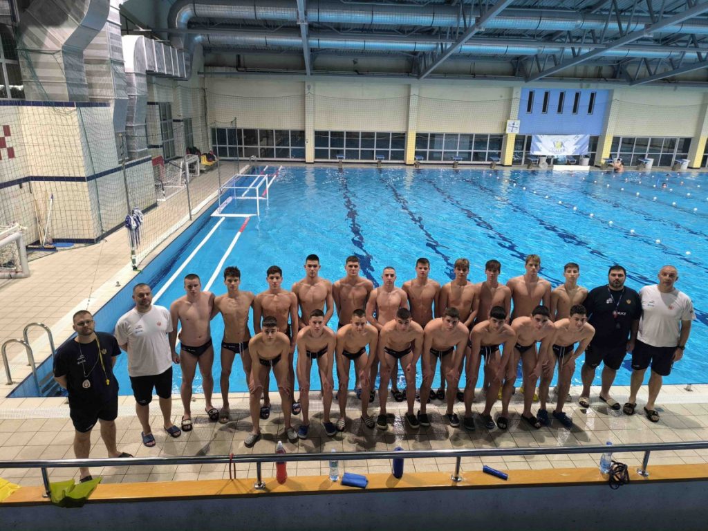 „Ajkulice“ U 16 u Makarskoj