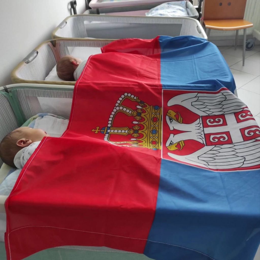 Vaskrslo Kosovo i Metohija: Pomognimo porodilje i bebe u južnoj srpskoj pokrajini