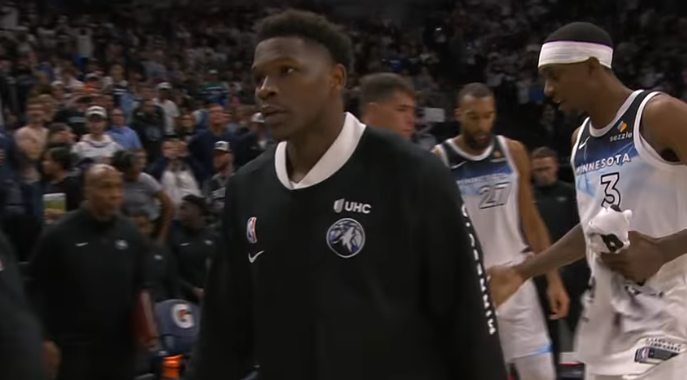 Klipersi u naletu, Bogdanović ubacio sedam poena, Edvards brojao do 41