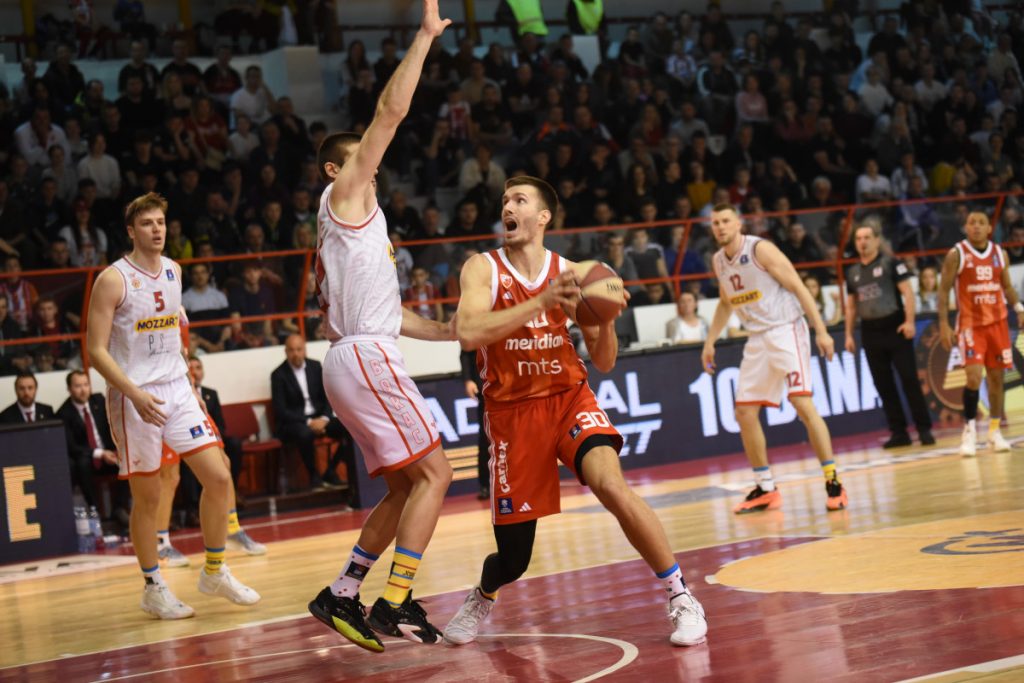 Zvezda se bez cijele petorke prošetala kraj Morave