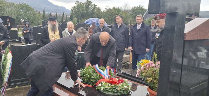 Tivat: Obilježeno 26 godina od NATO agresije; Otkriven spomenik prijateljstva sa Rusijom