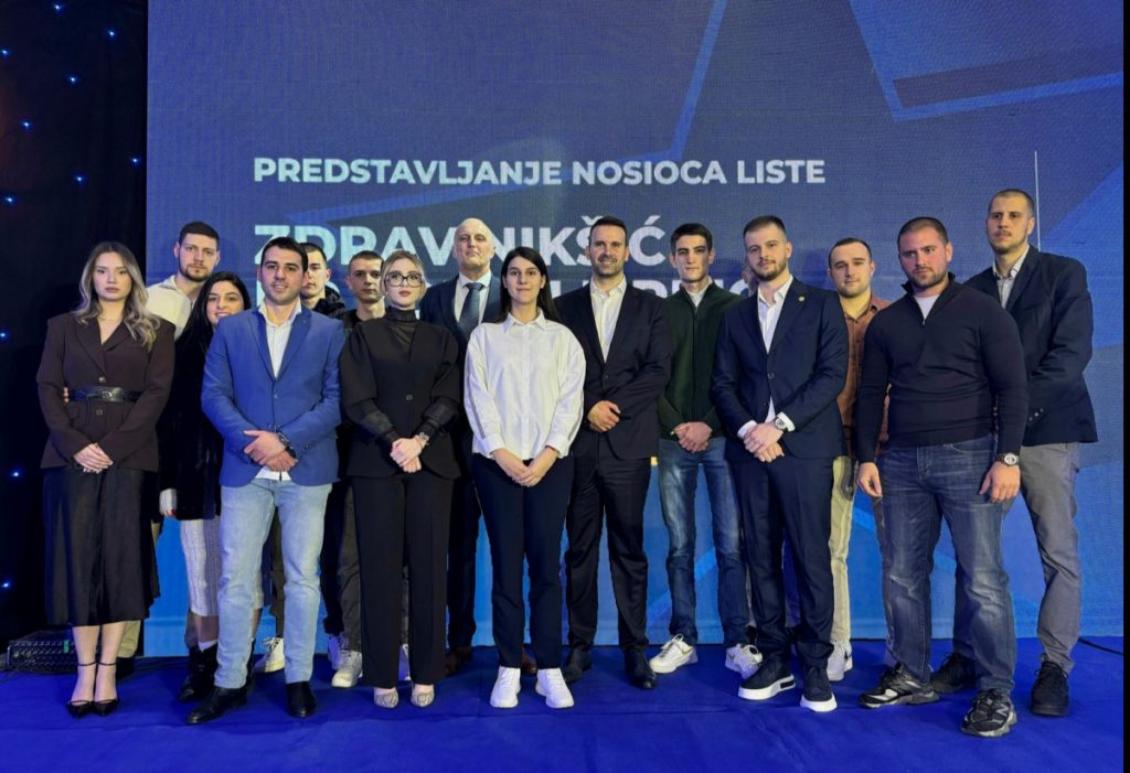 Mladi Evrope Nikšić: Za zdrav Nikšić – perjanicu!  Za jedinstvo znanja, rada i mladosti!