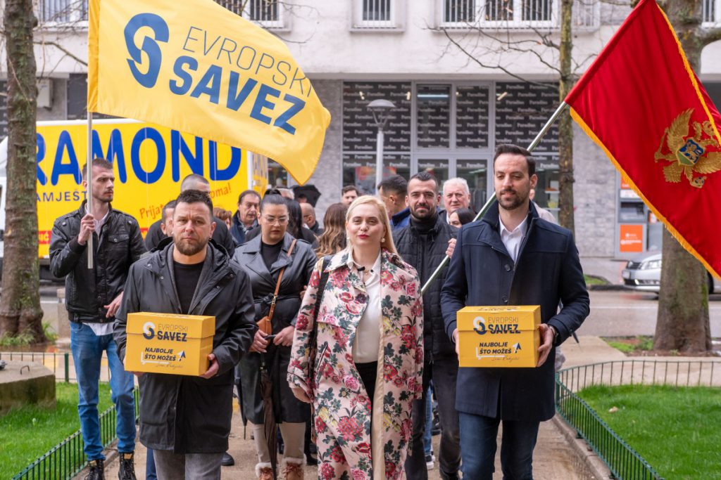 (FOTO/VIDEO) Evropski savez predao listu: Spremni smo, odvažni i hrabri da uradimo najbolje za naš grad