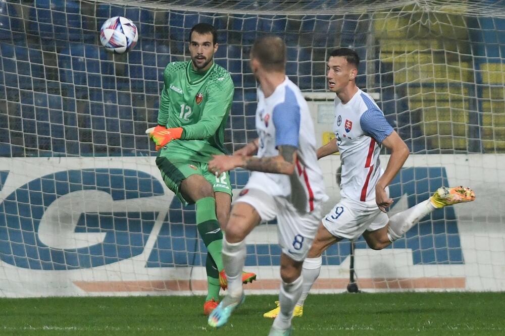 Carević: Navijači koji su mi prijetili su iskrivljene glave, nezadovoljni svojim životom, mrze moju porodicu; Sa FSCG nemam kontakt