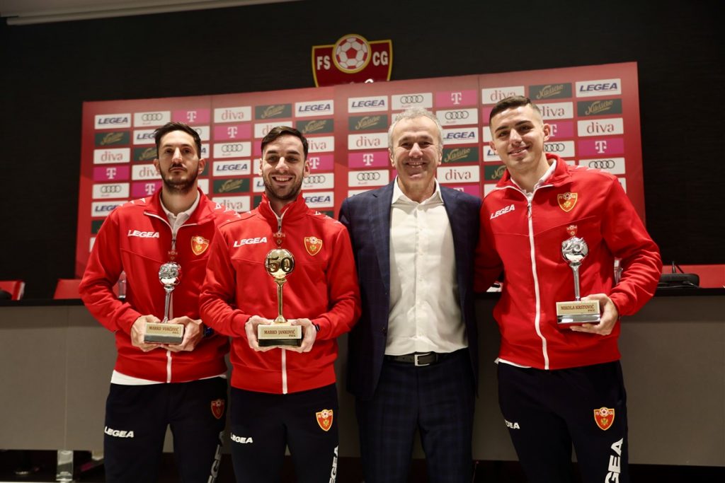 Savićević uručio triju zlatne i srebrne trofeje