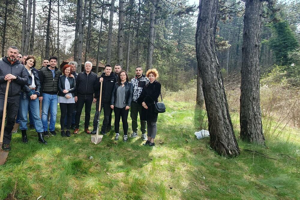Vujačić: SEP će Nikšiću i građanima pokloniti onoliko stabala koliko glasova budemo dobili