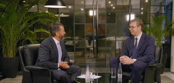 Vučić u intervju Donaldu Trampu Mlađem: Ako se čvrsto držite svojih ubjeđenja, niko ne može da vam naudi!