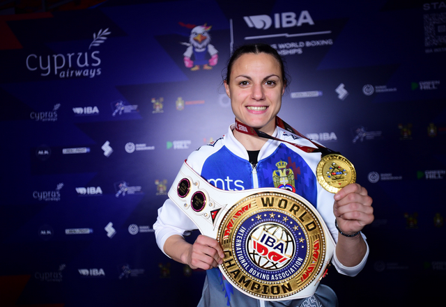 Anđela Branković- upamtite to ime! Od ostavljene bebe u porodilištu, do šampionke svijeta u boksu!