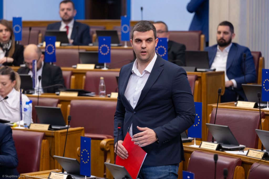 Božović za BORBU: Skandalozan je stav Gordana Grlića Radmana, ovo nije samo nepoštovanje žrtava već i same države Crne Gore!