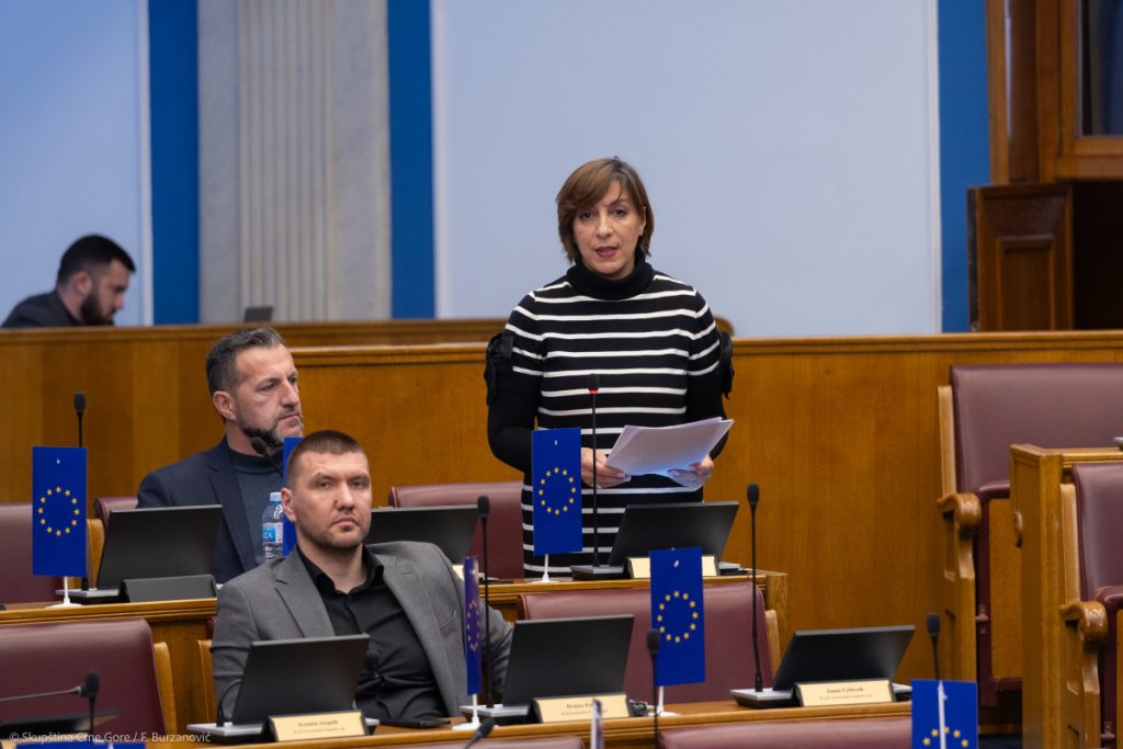 Marković: Još jedan sramotan ispad Dritana Abazovića, zamahnuo je rukom ka Čarapićevom licu