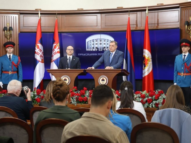 Vučević sa Dodikom: Optužnica protiv predsjednika je optužnica protiv cijele Srpske, sramna presuda i obojena revolucija u Srbiji sinhronizovane