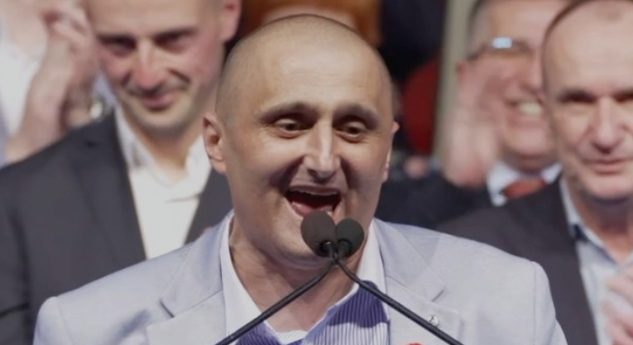 „U kakvom stanju se nalazi DPS? Najbolje pokazuje histerična intervencija ove ekscentrične individue sa predizborne promocije“