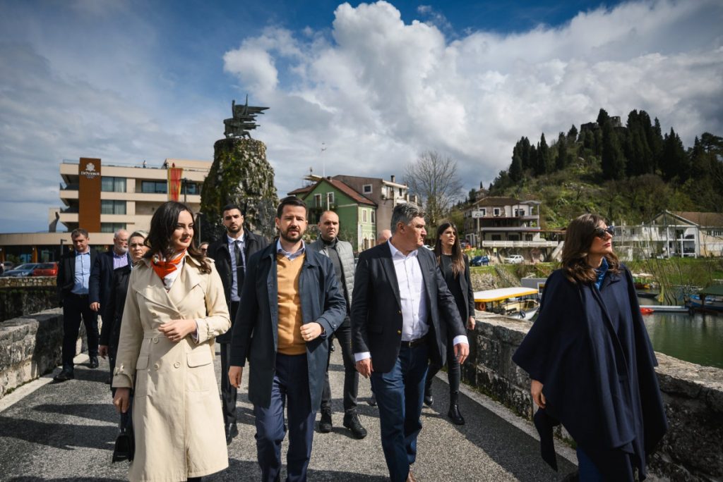 Milatović poveo Milanovića u obilazak Virpazara i Rijeke Crnojevića: Prijateljstvo, dijalog i poštovanje jedini put za izgradnju zajedničke budućnosti