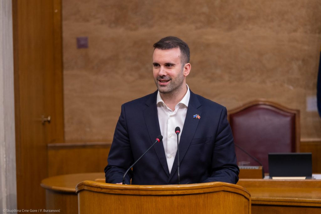 (VIDEO) Počeo premijerski sat, Spajić odgovara na poslanička pitanja