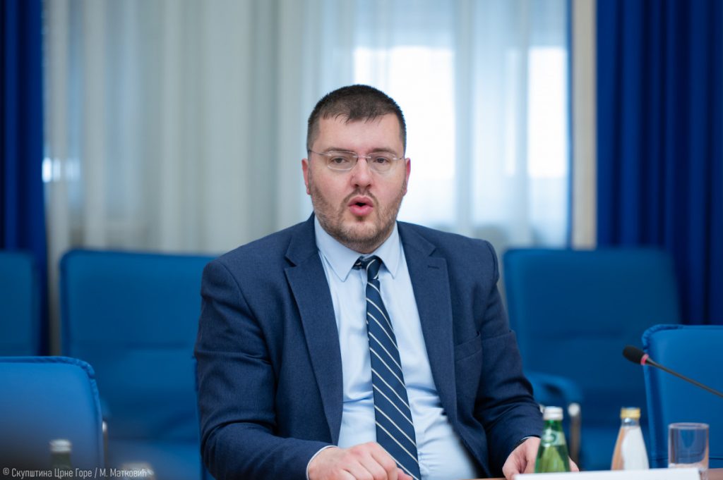 Koprivica: Ćirilica kao istorijsko blago Crne Gore zaslužuje reafirmaciju bez politizacije