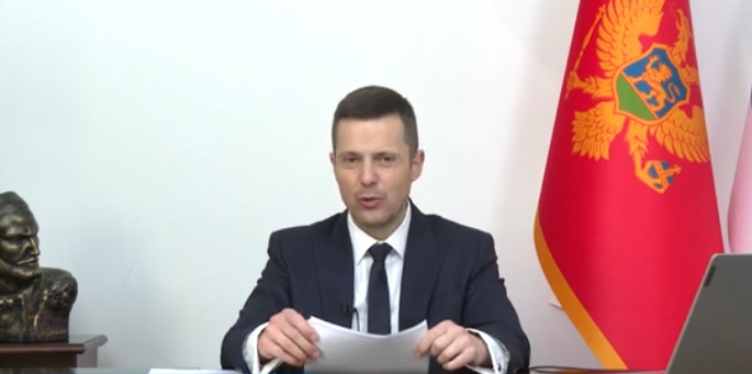 mujović