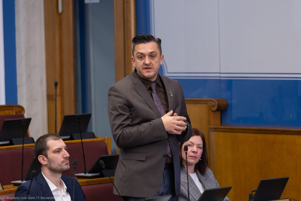 Ministar finansija: Sve kladionice, bez izuzetka, počele da obračunavaju porez igračima na dobitke