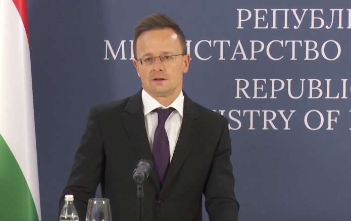 Sijarto poručio Zelenskom: Dirni nam rusku naftu i smatraćemo to napadom na naš suverenitet