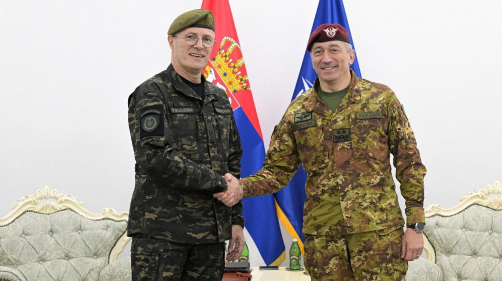 Mojsilović sa komandantom KFOR-a: Situacija na KiM i dalje nestabilna i osjetljiva