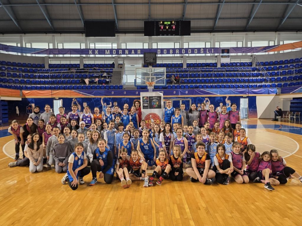 Posljednji turnir u DekorIva mini basketu za djevojčice u Rožajama