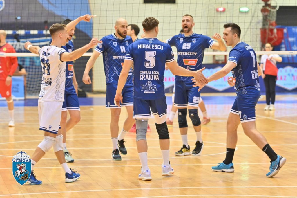 Strugar predvodi Krajovu ka 3. mjestu, Jovović i Delić lideri svojih ekipa u Hrvatskoj i BiH