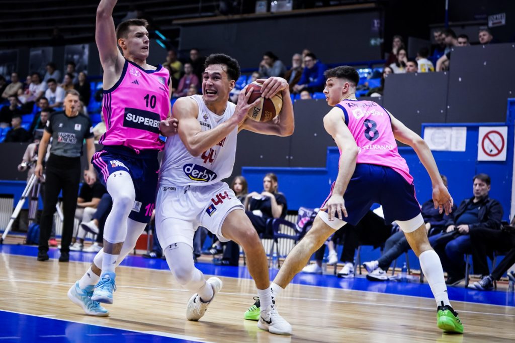 Petrović dvije sekunde prije kraja pogodi za pobjedu Mege: Bogavac promašio šut sa sirenom