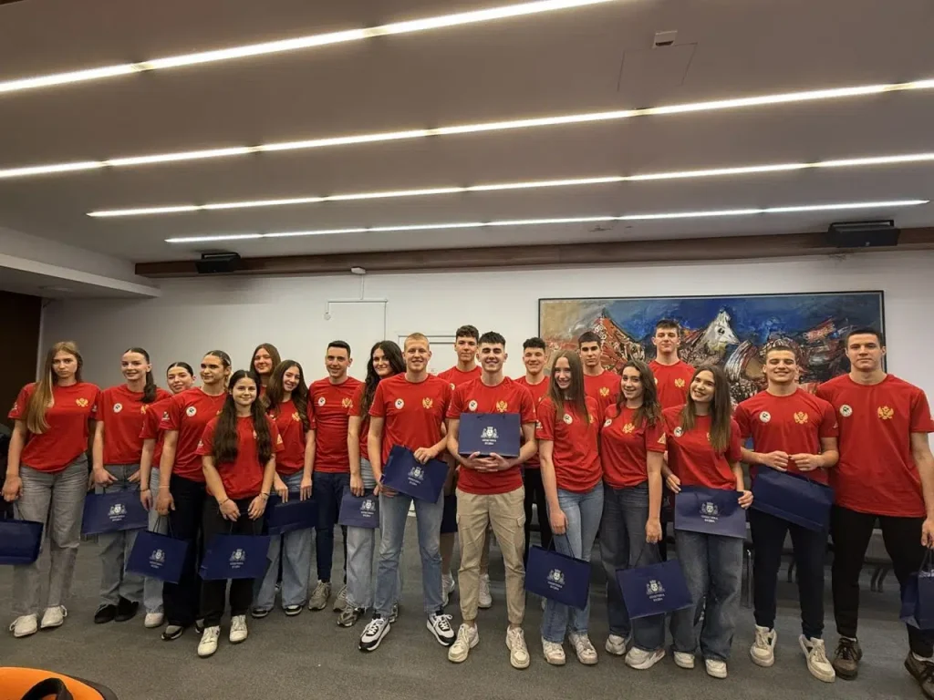 Brojna ekspedicija Crnogorskog školskog sportskog saveza na Zlatiboru